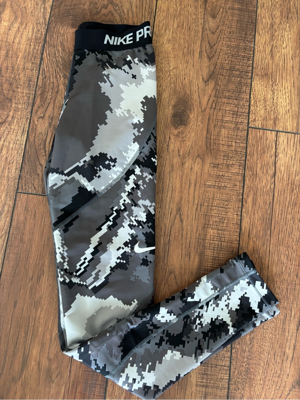 Nike Pro HyperWarm Leggings Compression Black/White Digi Camo XS
